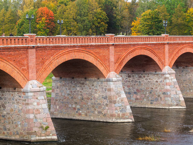 bridge_small_town_Kuldiga.jpg