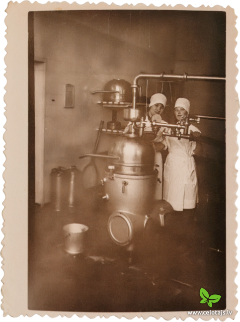 Separators_VO_1290037.png